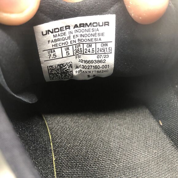 Under Armour Magnetico Elite 3 FG Womens Soccer Cleats Sz 7.5 NEW 3027160 001 - Picture 9 of 10